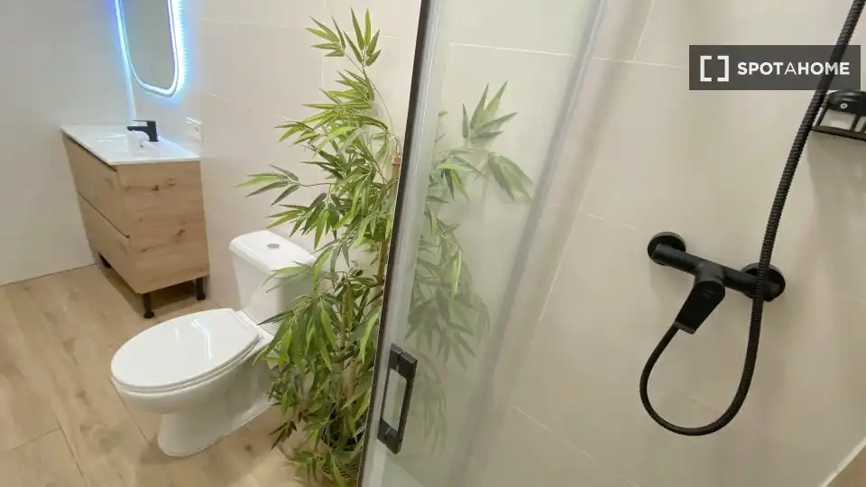 Habitación 230 m², Sevilla
