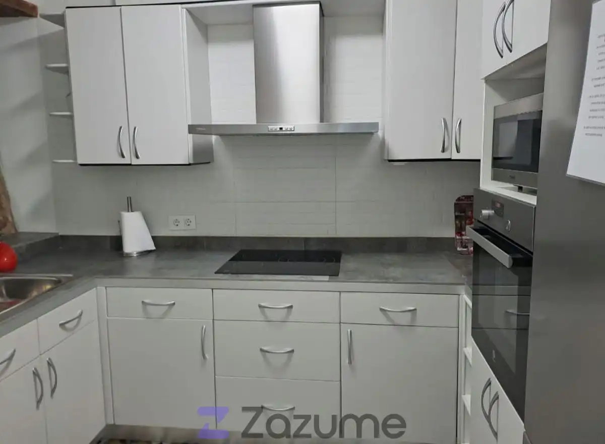 Piso de 90 m² en Linares