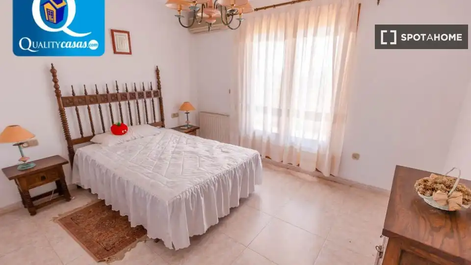 Habitación 863 m², el Campello