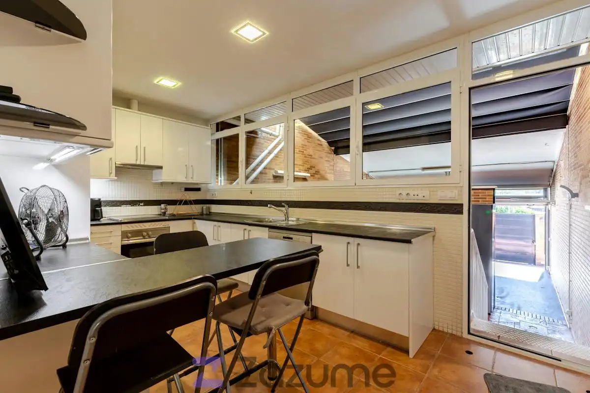 Casa de 250 m² a Paracuellos de Jarama