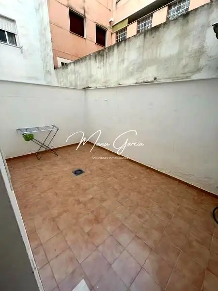 Piso de 80 m² en Lucena
