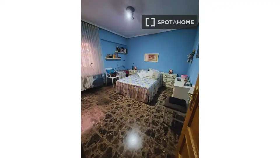 Habitación 200 m², Riba-roja de Túria