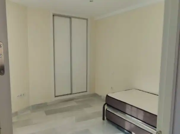 Piso de 85 m² en Sevilla