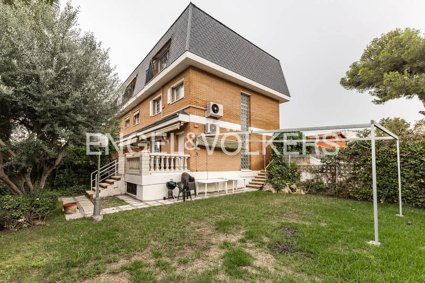 Haus 150 m² in Castelldefels