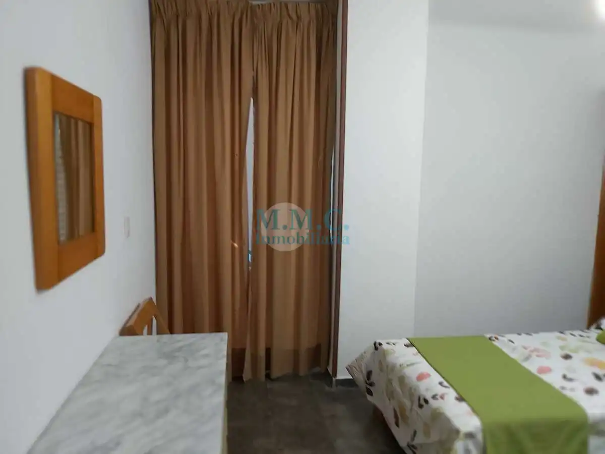 Piso de 90 m² en Roquetas de Mar