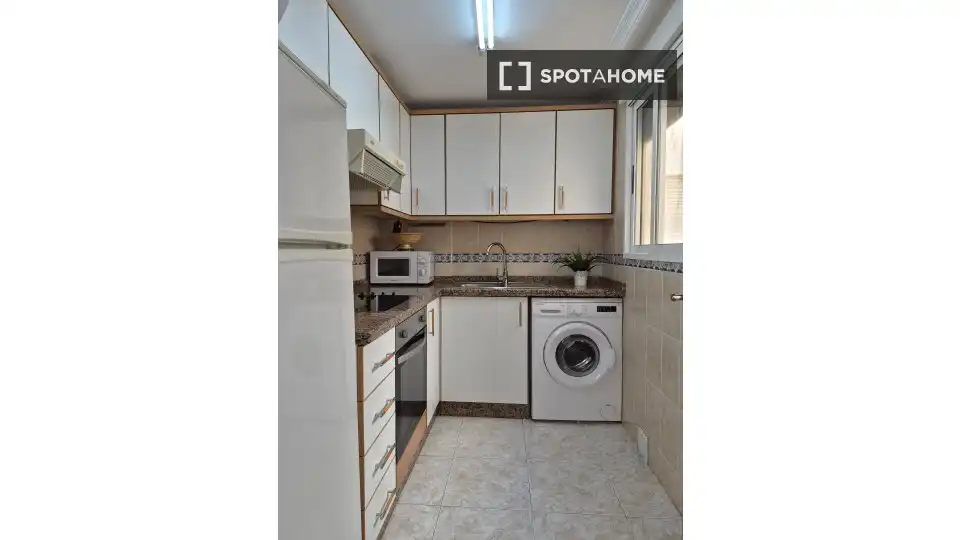 Habitación 81 m², Santa Pola