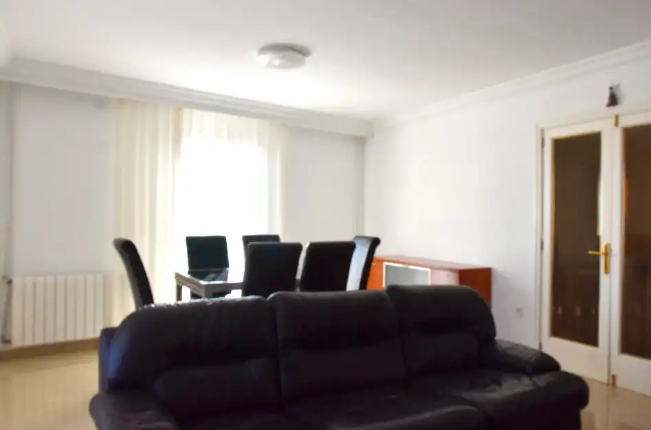 Piso en alquiler, Muro