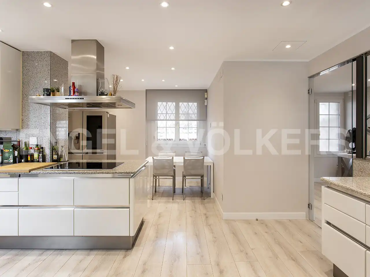 Будинок 440 м² у Esplugues de Llobregat