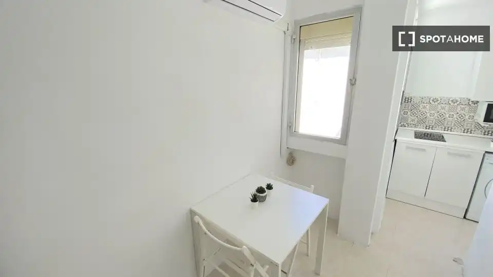 Habitación 86 m², Sevilla