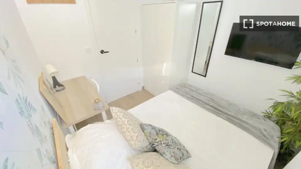 Habitación 230 m², Sevilla