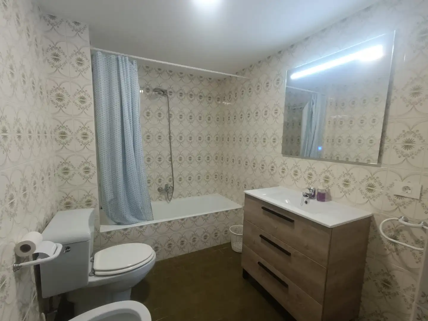 Habitación 100 m², Pamplona