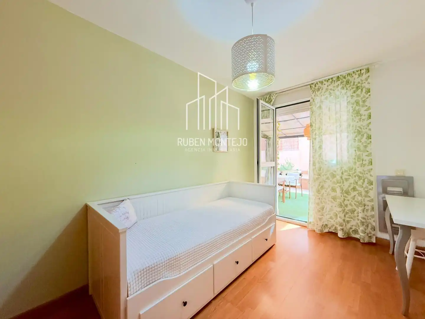Piso de 140 m² en Castellanos de Moriscos