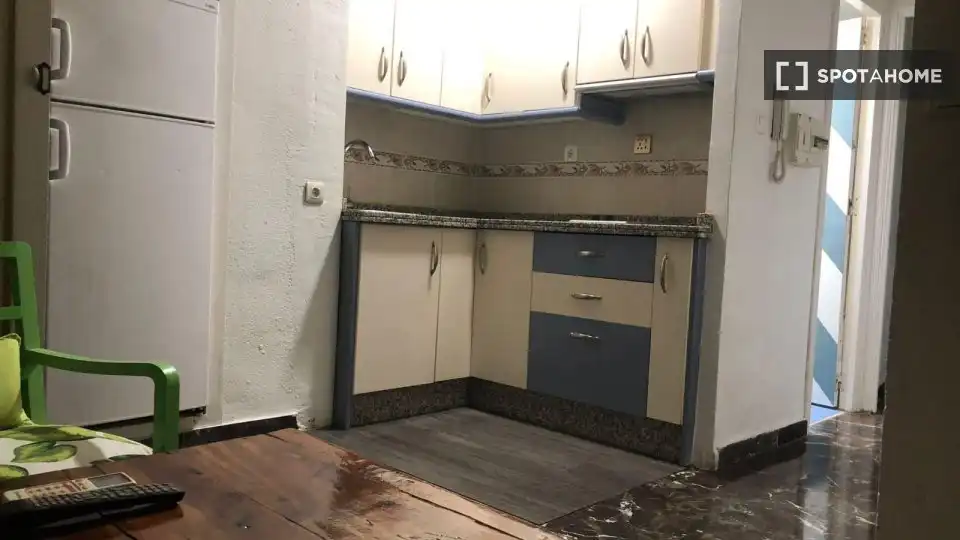Habitación 63 m², Granada