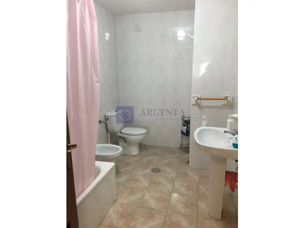 Piso de 100 m² en Cáceres