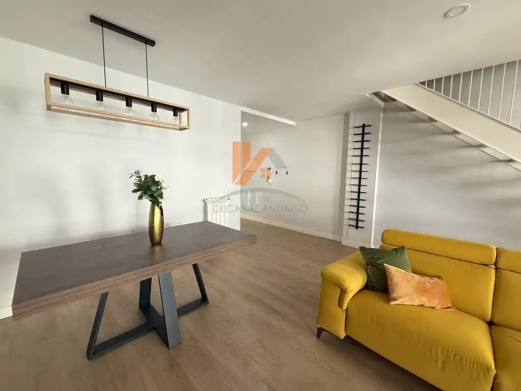 Piso de 136 m² en Santiago de Compostela