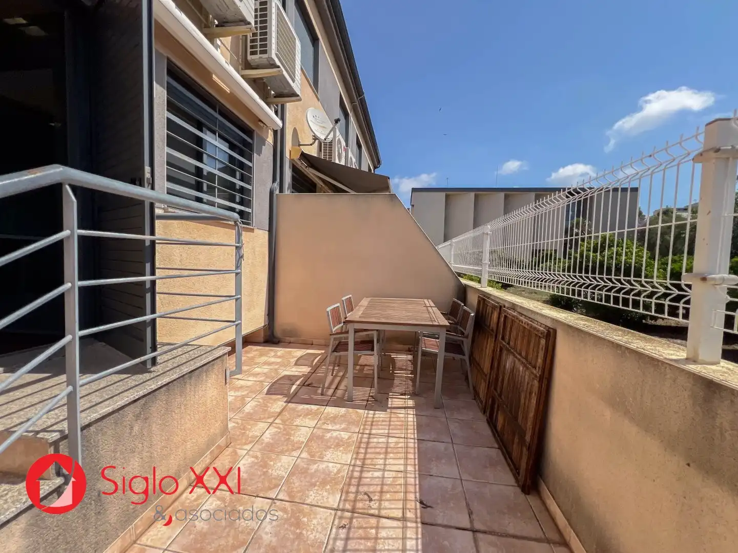 Casa de 220 m² en Almazora
