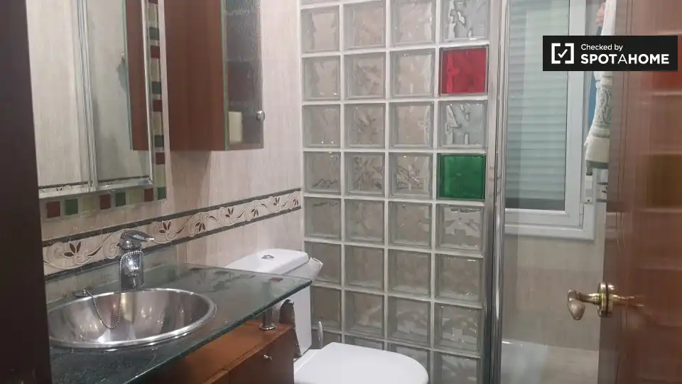 Habitación 69 m², Bilbao