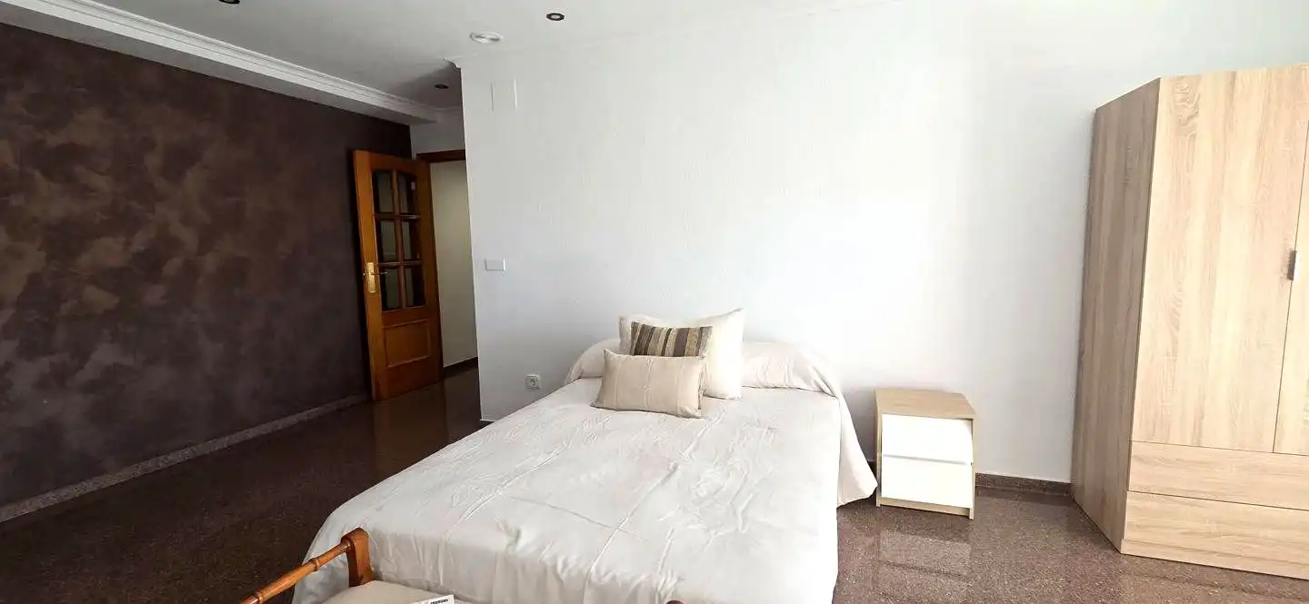 Habitación 100 m², Elche