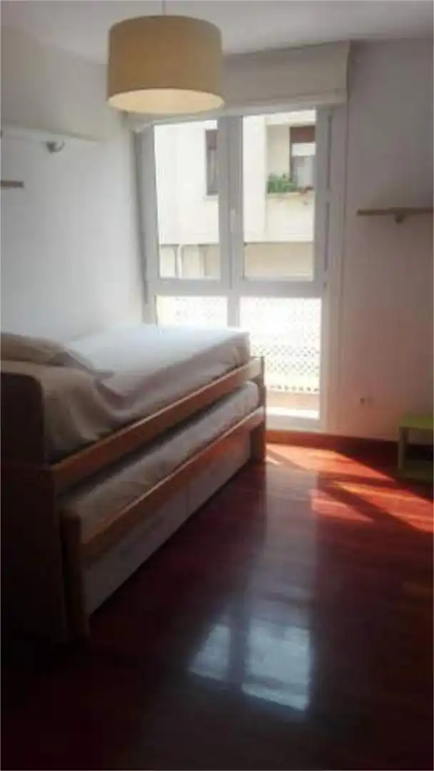 Piso de 90 m² en Ampuero