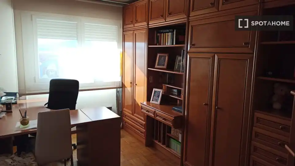 Habitación 138 m², Vigo
