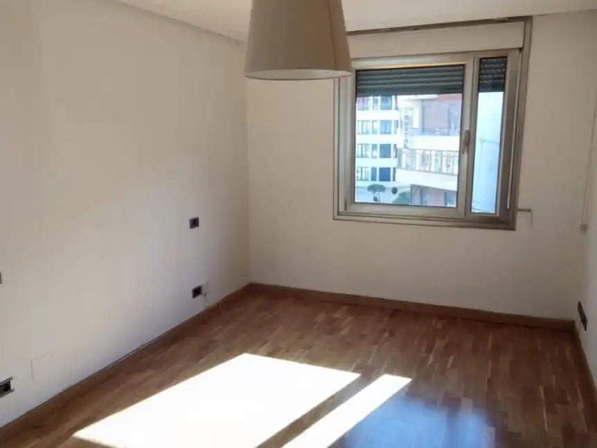 Pis de 214 m² a Lleó