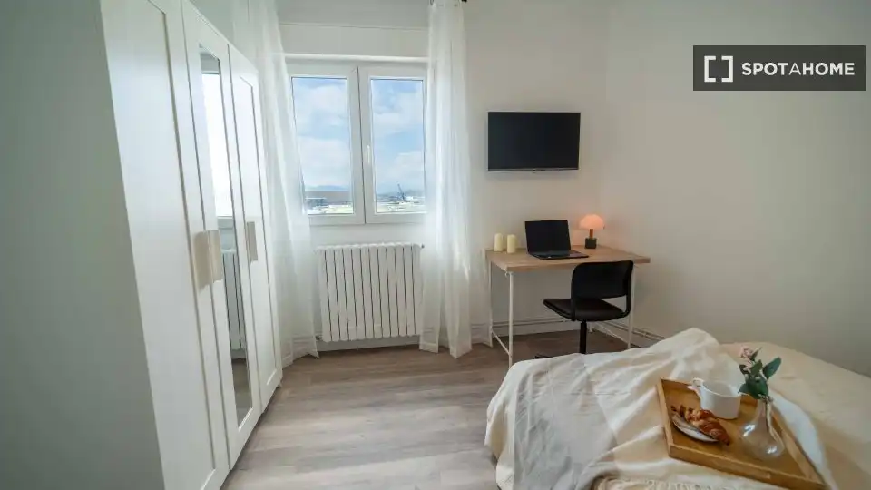 Habitación 100 m², Santander