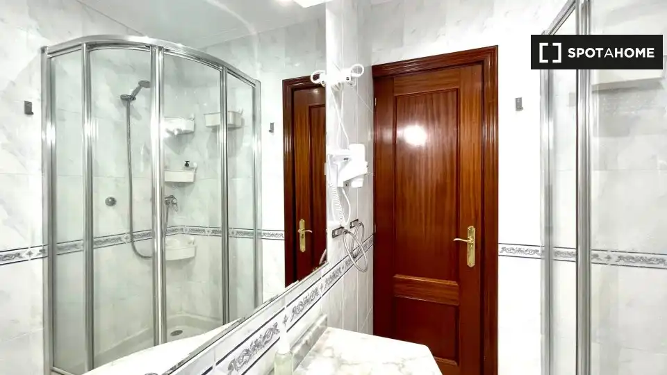 Habitación 127 m², Bilbao