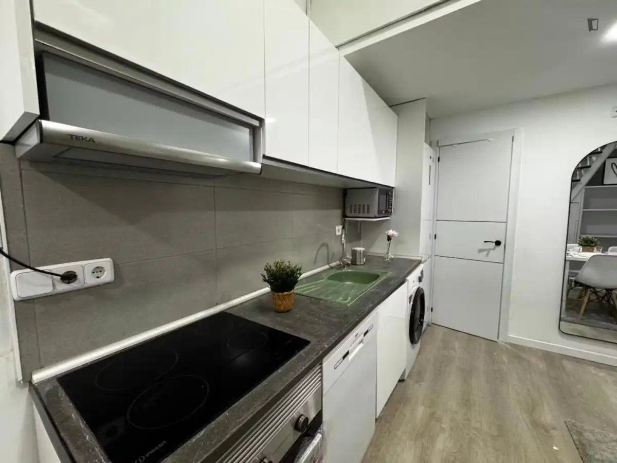 Habitación 100 m², Madrid