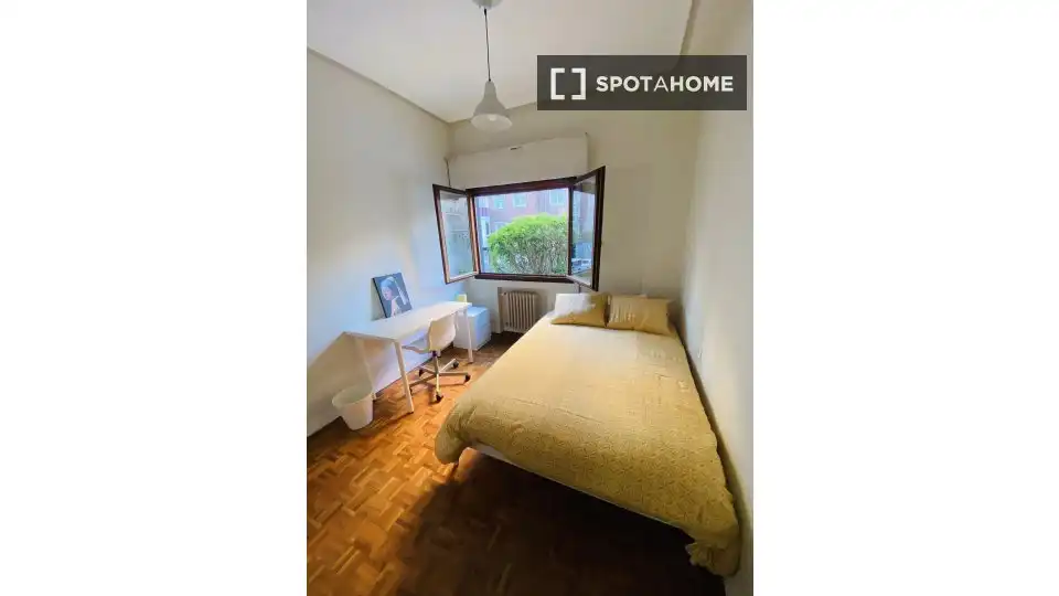 Habitación 98 m², Bilbao