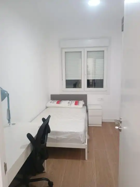 Habitación 96 m², Ourense