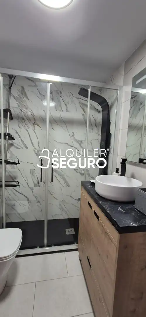 Pis de 80 m² a Oviedo