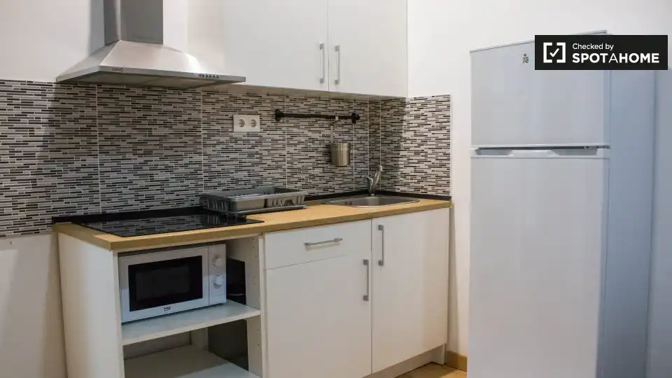 Room for rent, Barcelona