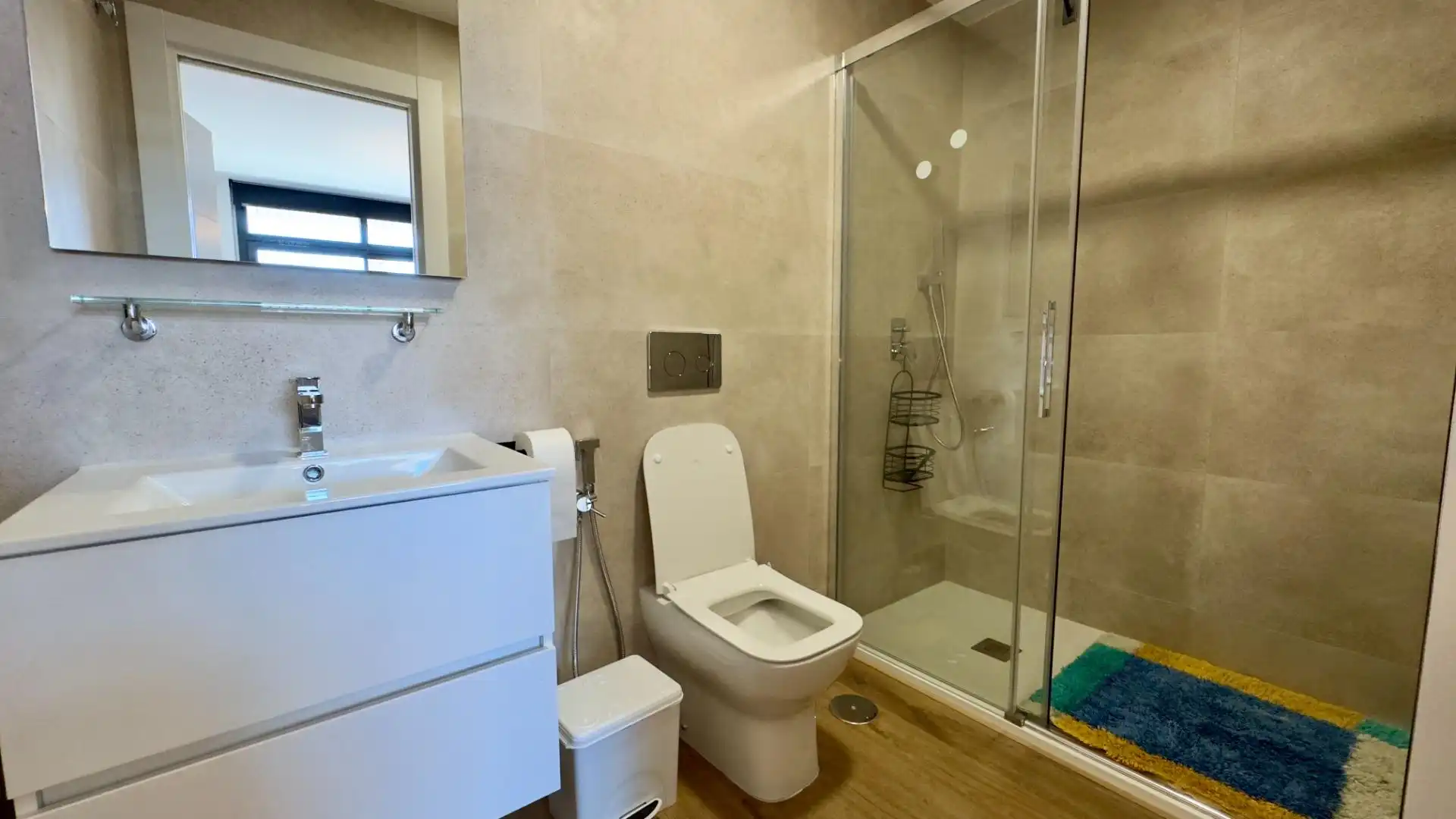 Piso de 99 m² en Granada