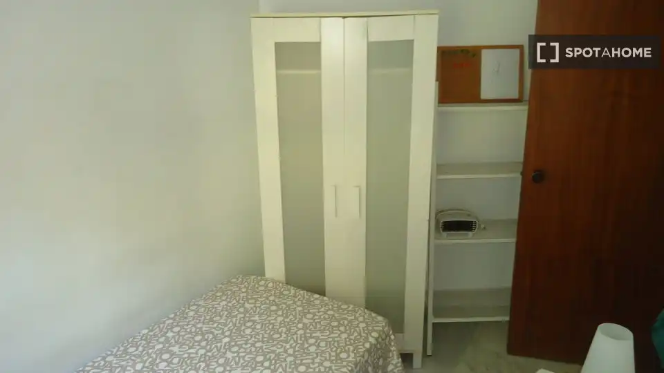 Habitación 138 m², Córdoba
