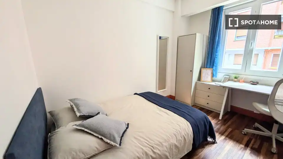 Habitación 86 m², Bilbao