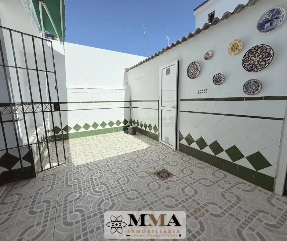 Casa de 130 m² en Lepe