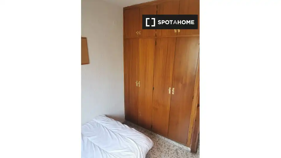Habitación 115 m², Granada