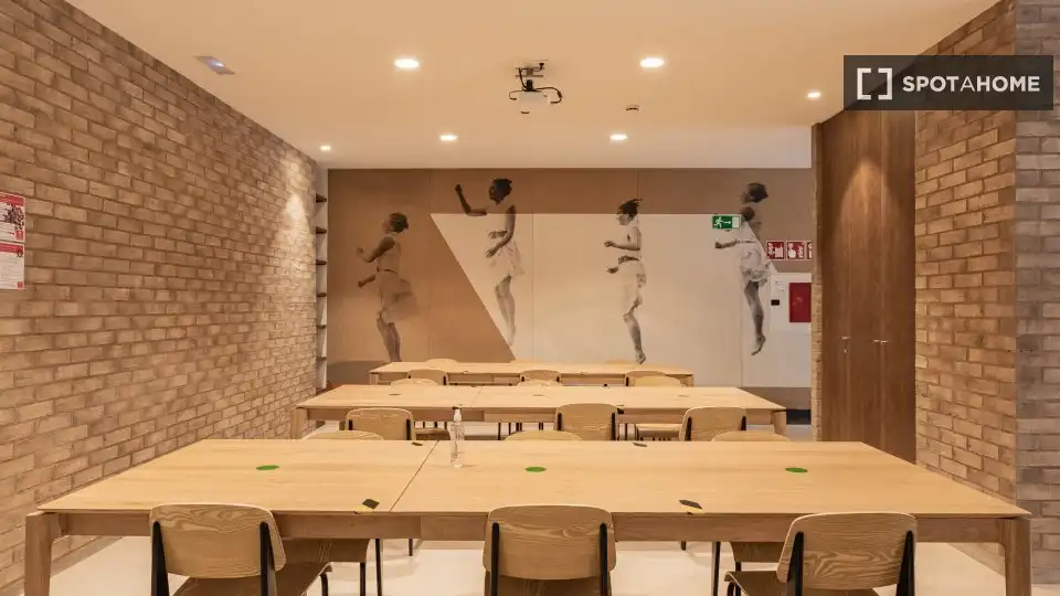 Habitación 18 m², Pamplona