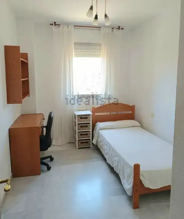 Piso de 90 m² en Granada