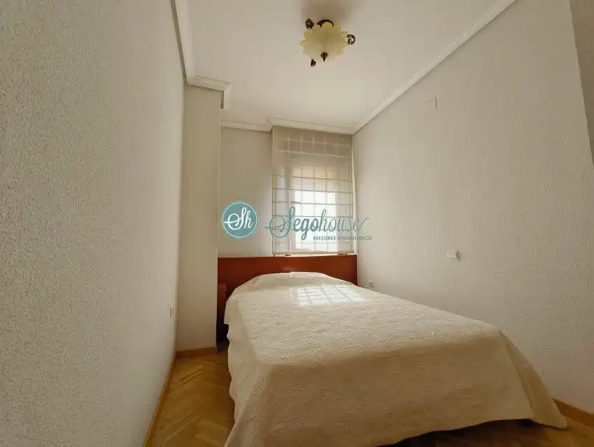 Piso de 85 m² en Segovia