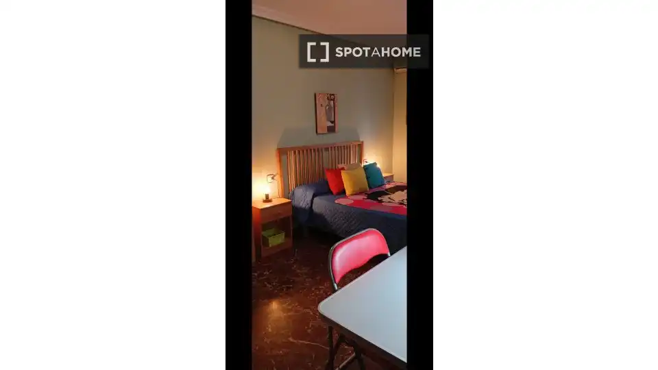 Habitación 102 m², Jaén