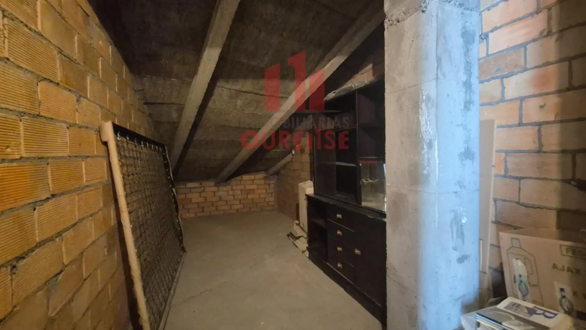 Piso de 95 m² en Ourense