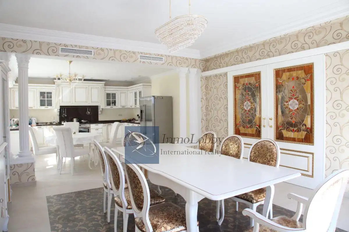 Будинок 420 м² у Castell d'Aro, Platja d'Aro i s'Agaró