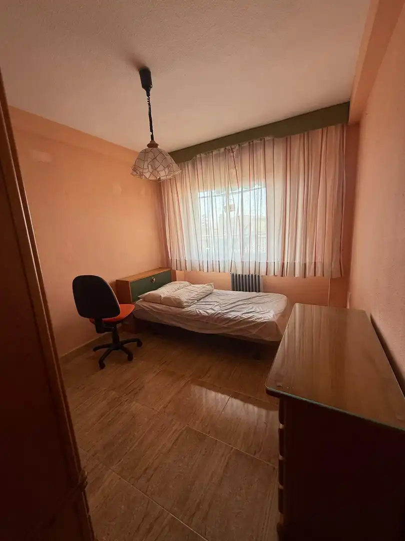 Piso de 85 m² en Granada