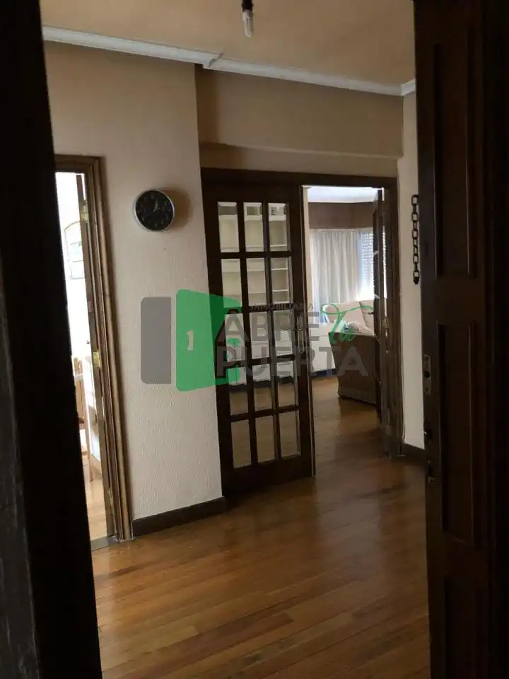 Piso de 130 m² en Ourense