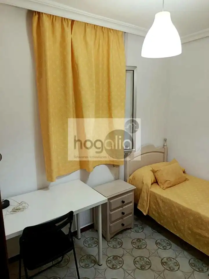 Piso de 70 m² en Sevilla