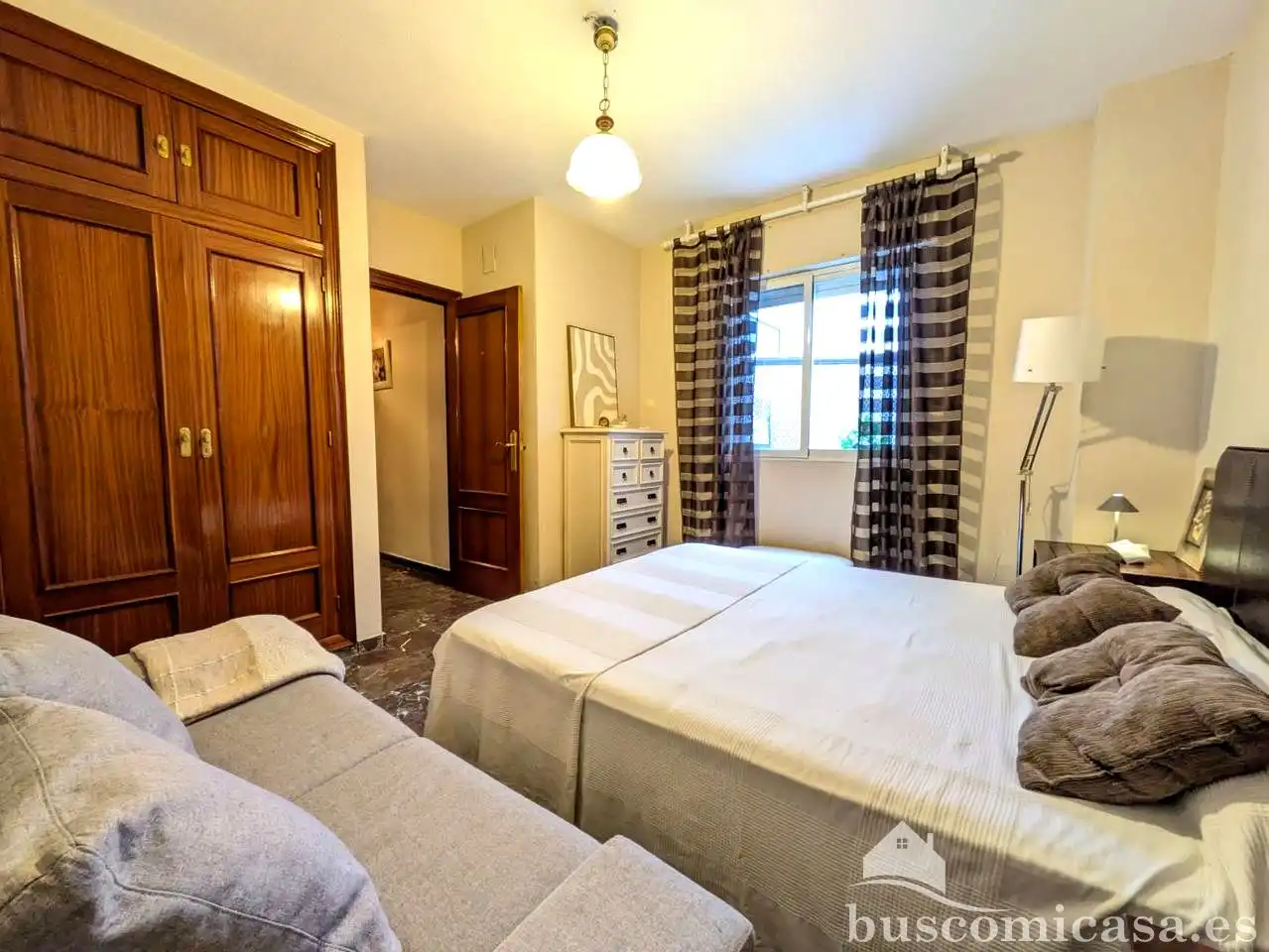 Piso de 80 m² en Linares