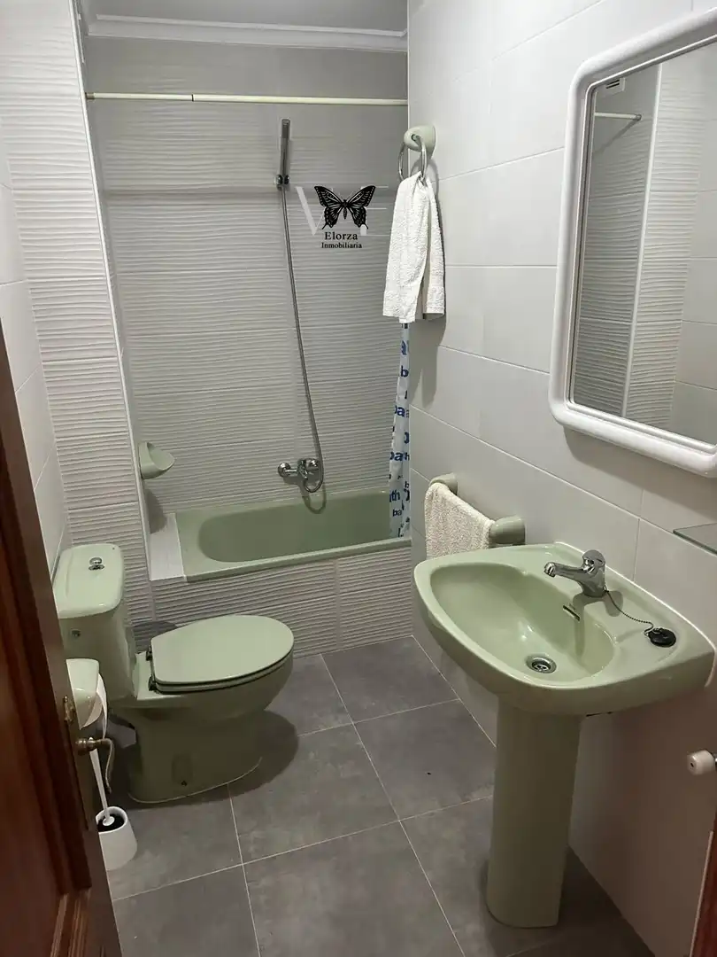 Piso de 140 m² en Salas