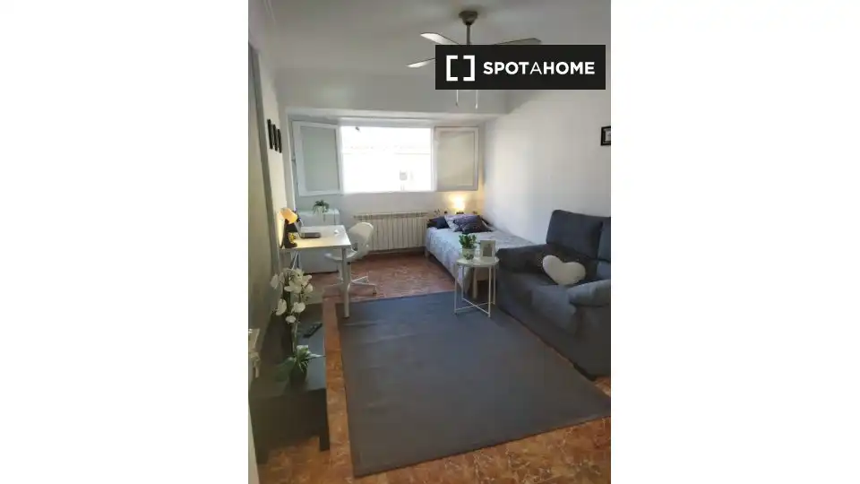 Habitación 90 m², Zaragoza