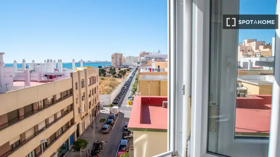 Habitación 104 m², Cádiz
